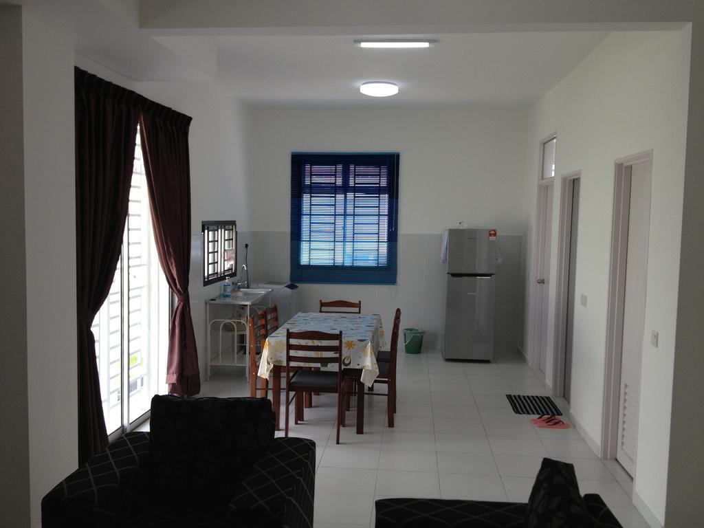 Comfort Holiday Home @ Bukit Indah Johor Bahru Luaran gambar