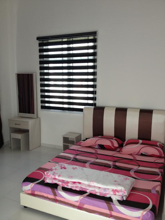 Comfort Holiday Home @ Bukit Indah Johor Bahru Luaran gambar